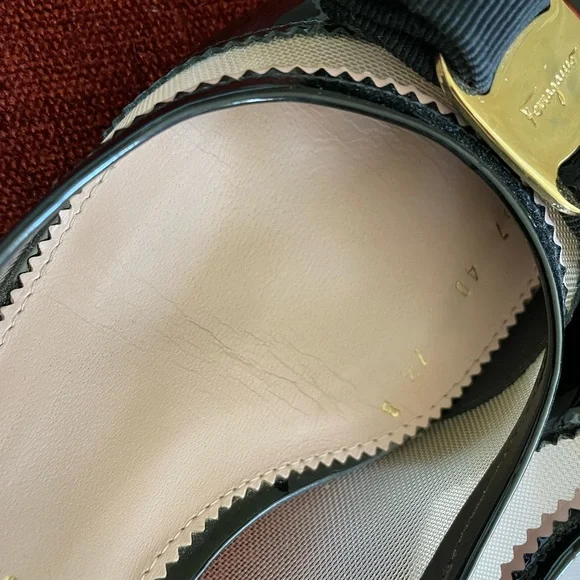 Salvatore Ferragamo Eva Net Vara Pump Mesh Black Pink - Picture 8 of 13